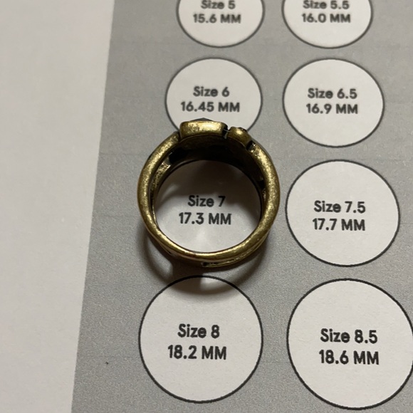 Lia Sophie Size 7 gold tone ring with stones. - Picture 3 of 3